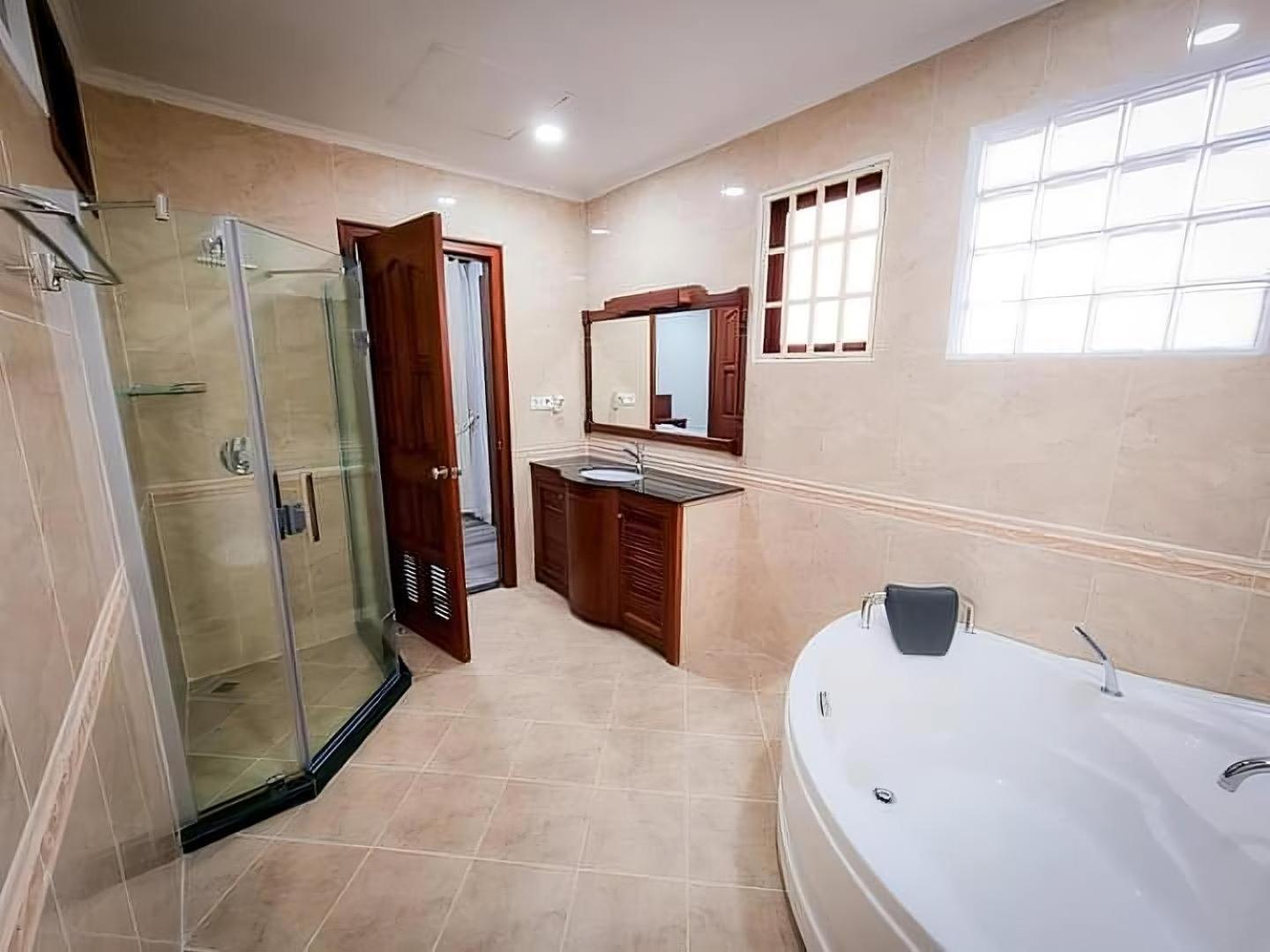 Hamptons Apartments Phnom Penh Zewnętrze zdjęcie